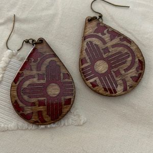 Red inlay Zia earrings